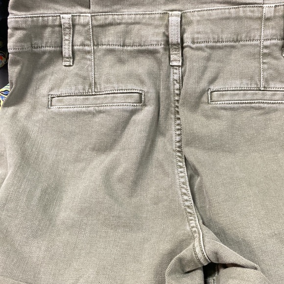 Current Elliott - Picture 6 of 6